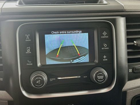 Used 2019 RAM 1500 Tradesman w/ Chrome Appearance Group RWD image 21