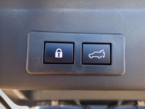 New 2026 Subaru Ascent Limited image 9