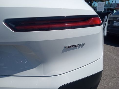 Used 2025 BMW iX xDrive50 image 24