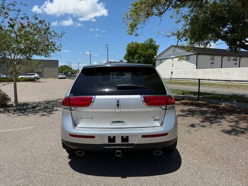 Used 2013 Lincoln MKX AWD image 8