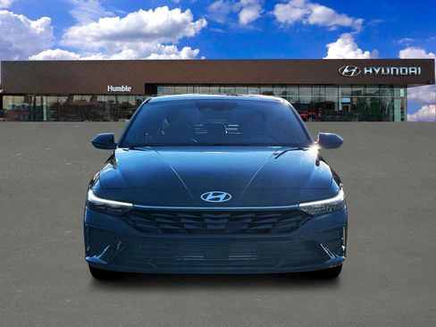 New 2026 Hyundai Elantra SEL Sport Premium FWD image 12