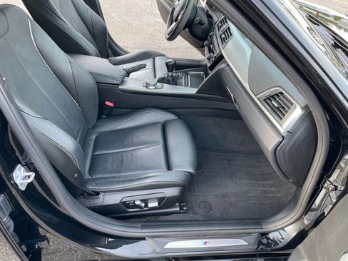 Used 2018 BMW 340i xDrive Sedan w/ Premium Package image 12