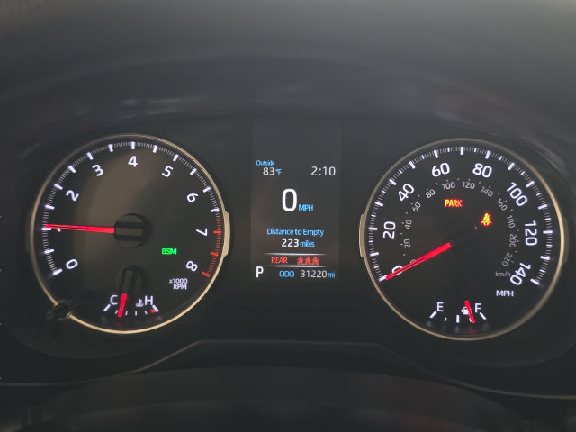 Used 2021 Toyota RAV4 LE AWD/4WD image 17