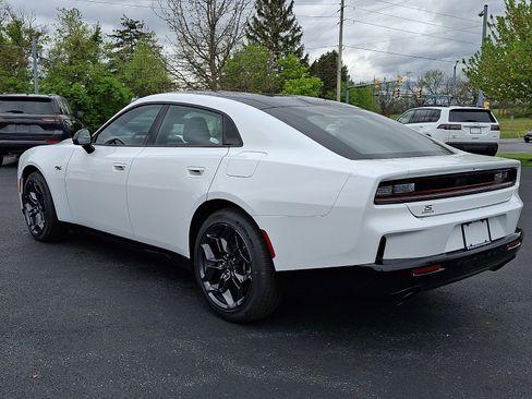 New 2026 Dodge Charger R/T AWD/4WD image 4
