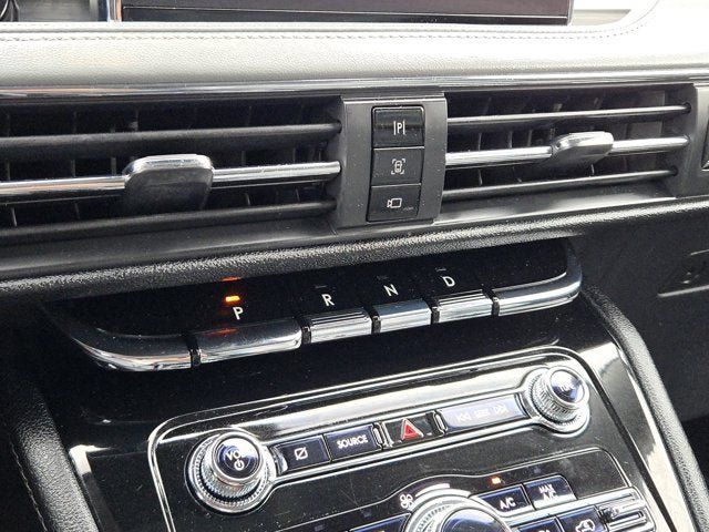 Used 2022 Lincoln Corsair AWD w/ Premium Package image 26