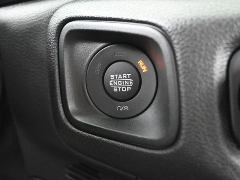 Used 2025 Jeep Wrangler Sport image 26