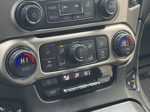 Used 2019 GMC Yukon XL Denali w/ Open Road Package image 23