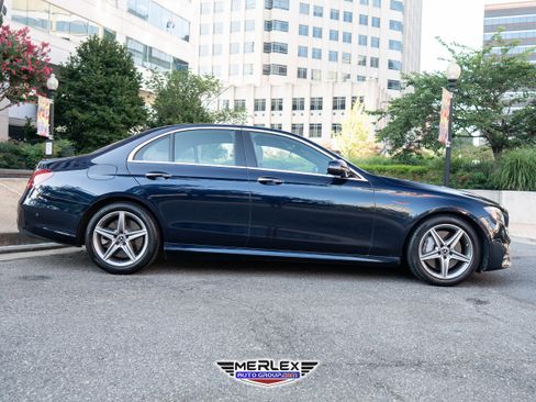 Used 2018 Mercedes-Benz E 400 4MATIC Sedan image 8