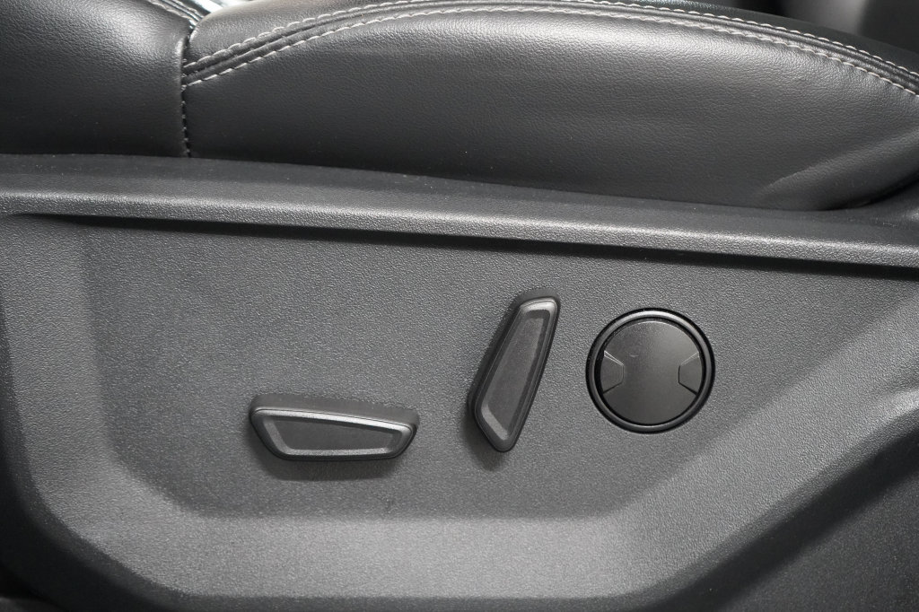 Used 2025 Ford Expedition Max Platinum AWD/4WD image 19