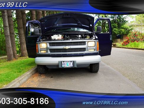 Used 2001 Chevrolet Express 3500 Extended Passenger w/ Convenience Pkg RWD image 26