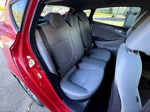 Used 2015 Hyundai Accent Sport image 32