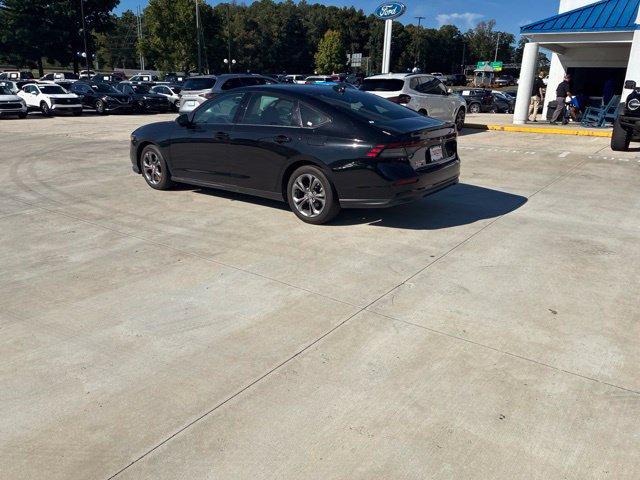 Used 2024 Honda Accord EX image 27