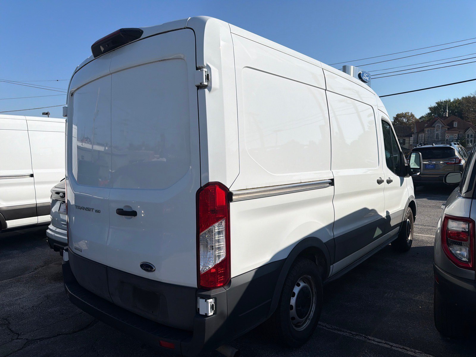 Used 2021 Ford Transit 150 Medium Roof RWD image 4