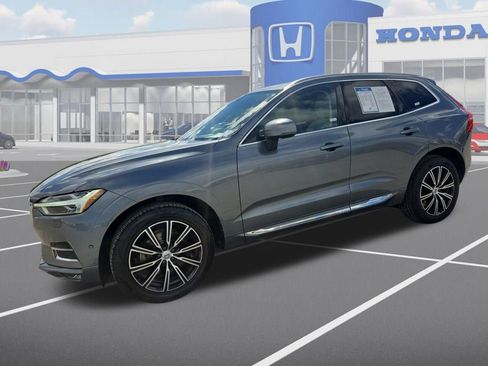 Used 2020 Volvo XC60 T5 Inscription image 3
