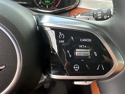 New 2026 Jaguar F-PACE R-Dynamic S image 25