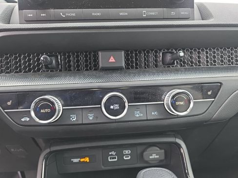 Used 2023 Honda CR-V EX image 16