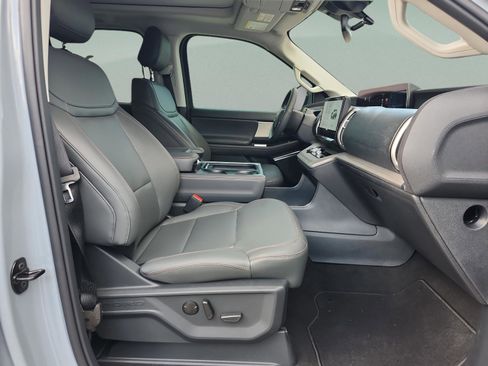 New 2025 Ford Expedition Active AWD/4WD image 20