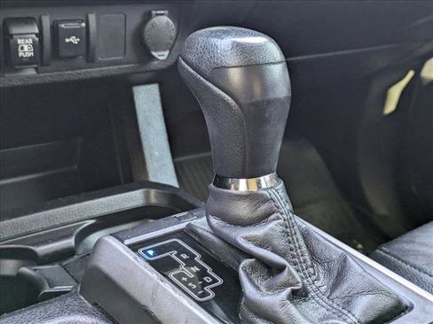 Used 2020 Toyota Tacoma SR5 image 13