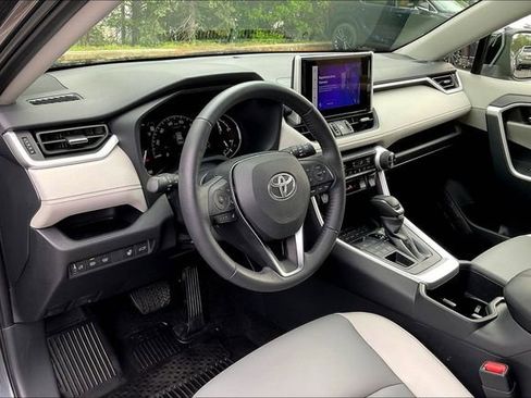 Used 2024 Toyota RAV4 XLE Premium w/ Weather Package AWD/4WD image 17