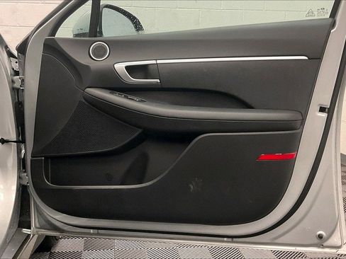 Certified 2025 Hyundai Sonata SE image 21