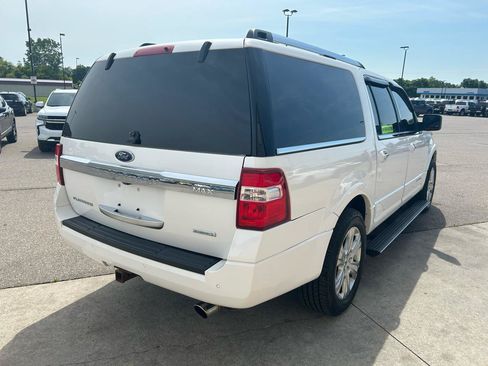 Used 2017 Ford Expedition Max Platinum AWD/4WD image 5