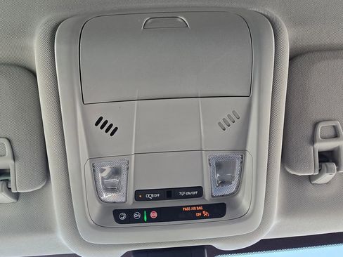 Certified 2024 Chevrolet Equinox LT FWD image 22