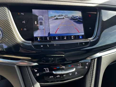 Used 2024 Cadillac XT6 Sport w/ Technology Package image 19