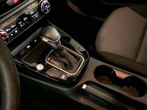 Certified 2024 Kia Soul S FWD image 17