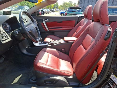 Used 2013 Volvo C70 T5 FWD image 11