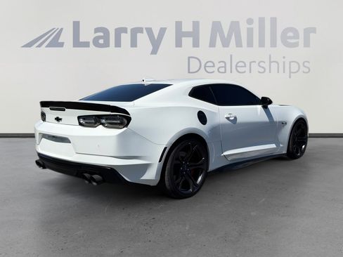 Used 2022 Chevrolet Camaro SS image 6