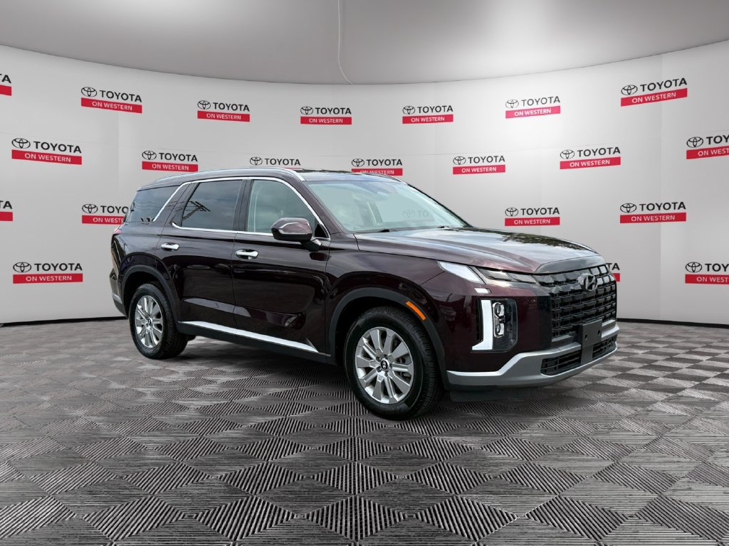 Used 2024 Hyundai Palisade SEL FWD image 3