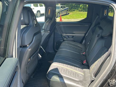 Used 2024 Rivian R1T Adventure AWD/4WD image 15
