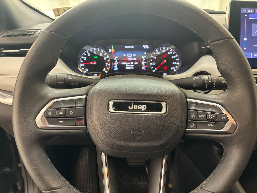 Used 2023 Jeep Compass Limited AWD/4WD image 14