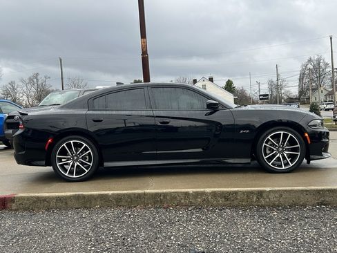 Used 2023 Dodge Charger R/T w/ Plus Group image 5