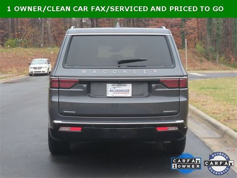 Used 2023 Jeep Wagoneer L Series II image 14