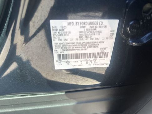 Used 2023 Ford Explorer XLT w/ Equipment Group 202A RWD image 13