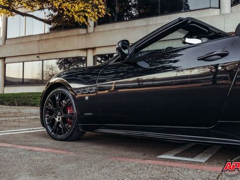 Used 2013 Maserati GranTurismo Sport image 30