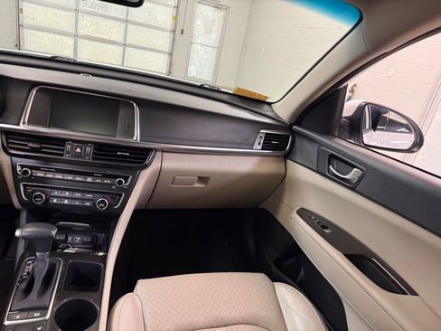 Used 2017 Kia Optima EX w/ Premium Package image 30