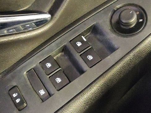 Used 2020 Chevrolet Trax LS w/ Tint and Cruise Package image 27