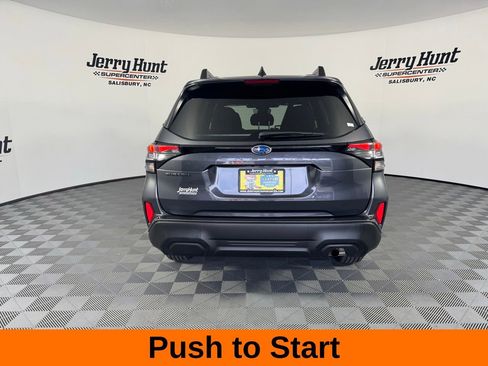 Used 2025 Subaru Forester Premium w/ Convenience Package #2 image 9