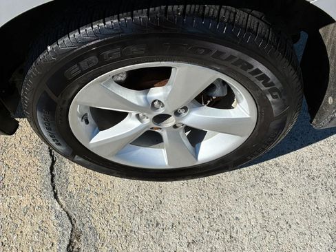 Used 2011 Lexus RX 350 AWD w/ Premium Pkg image 38