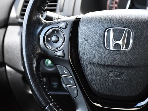 Used 2017 Honda Ridgeline RTL-E image 24