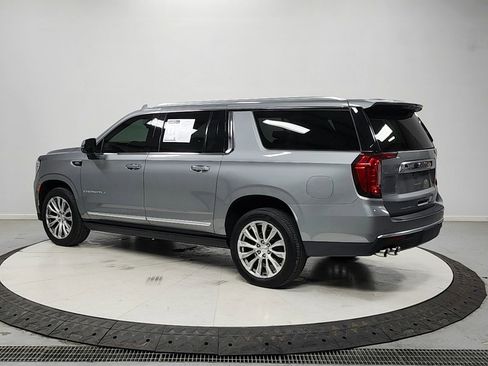 Used 2023 GMC Yukon XL Denali RWD image 5