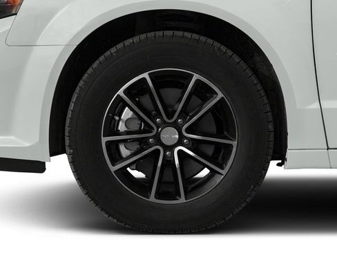 Used 2018 Dodge Grand Caravan GT FWD image 15