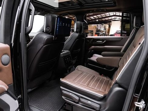 Used 2026 GMC Yukon XL Denali Ultimate AWD/4WD image 74