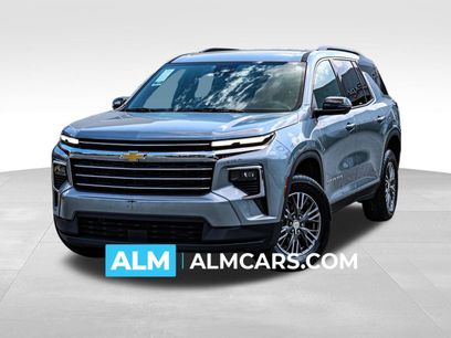 Used 2024 Chevrolet Traverse LT