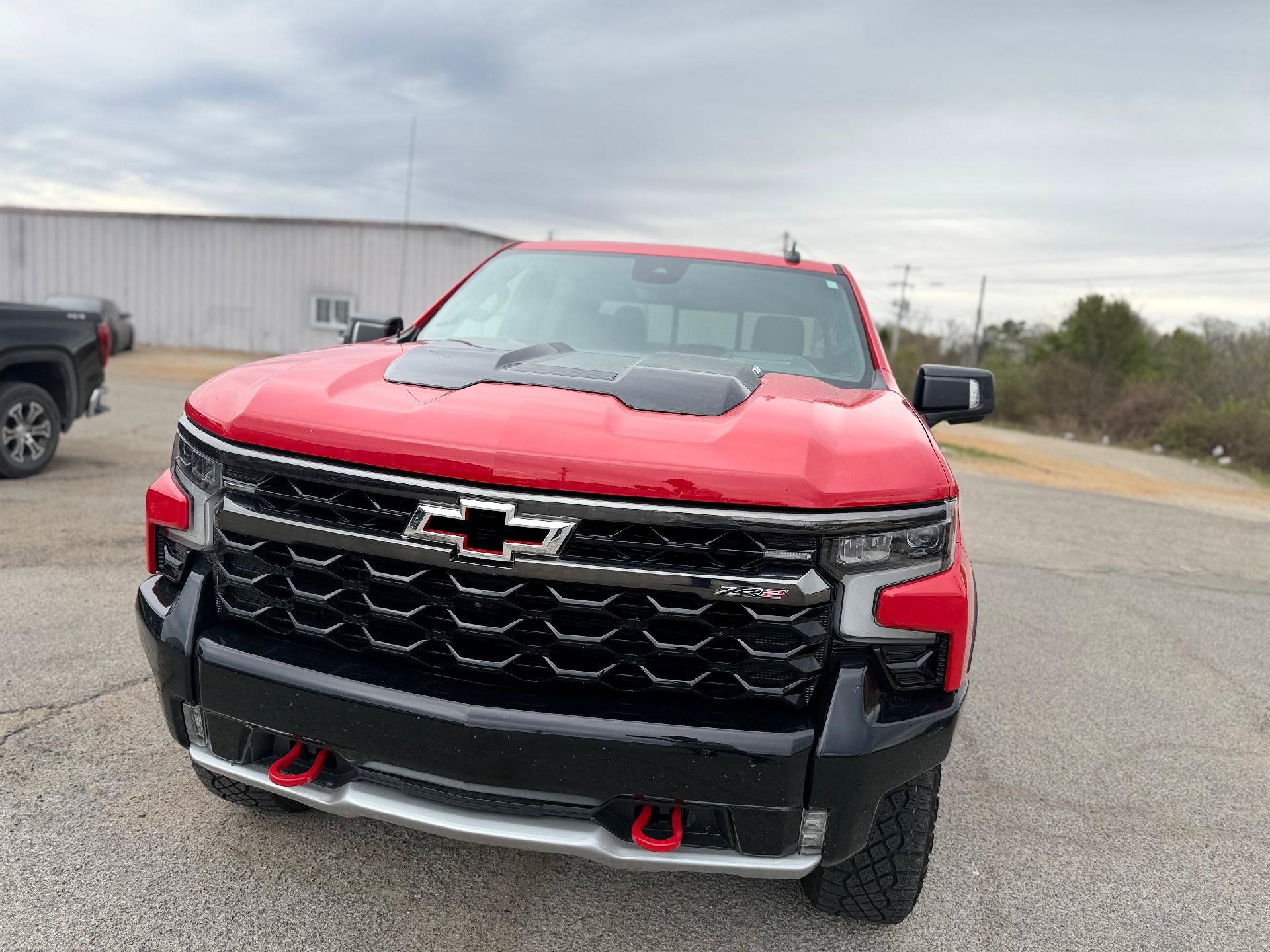 Used 2023 Chevrolet Silverado 1500 ZR2 w/ Technology Package AWD/4WD image 8