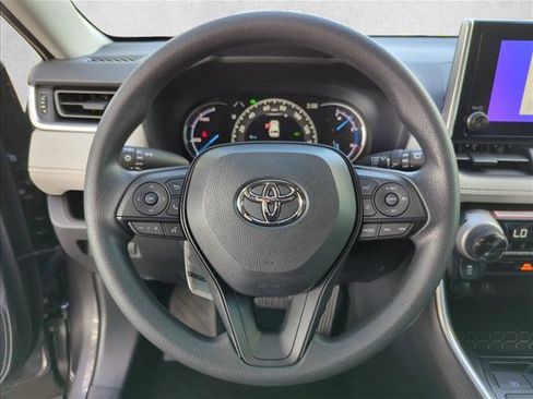 New 2025 Toyota RAV4 XLE image 15