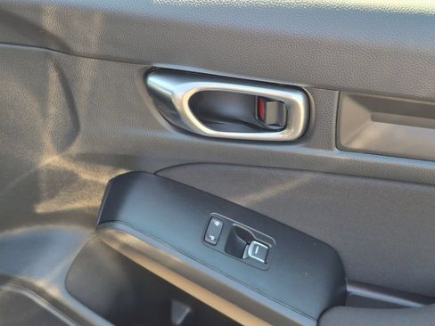 Used 2024 Honda Civic Sport image 18