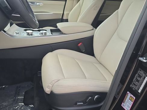 New 2026 Genesis GV70 2.5T Select AWD/4WD image 13